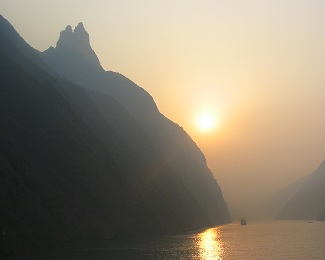 Yangtze River tours and China tours pictures